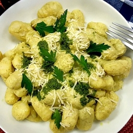 Gnocchi with Creamy Pesto